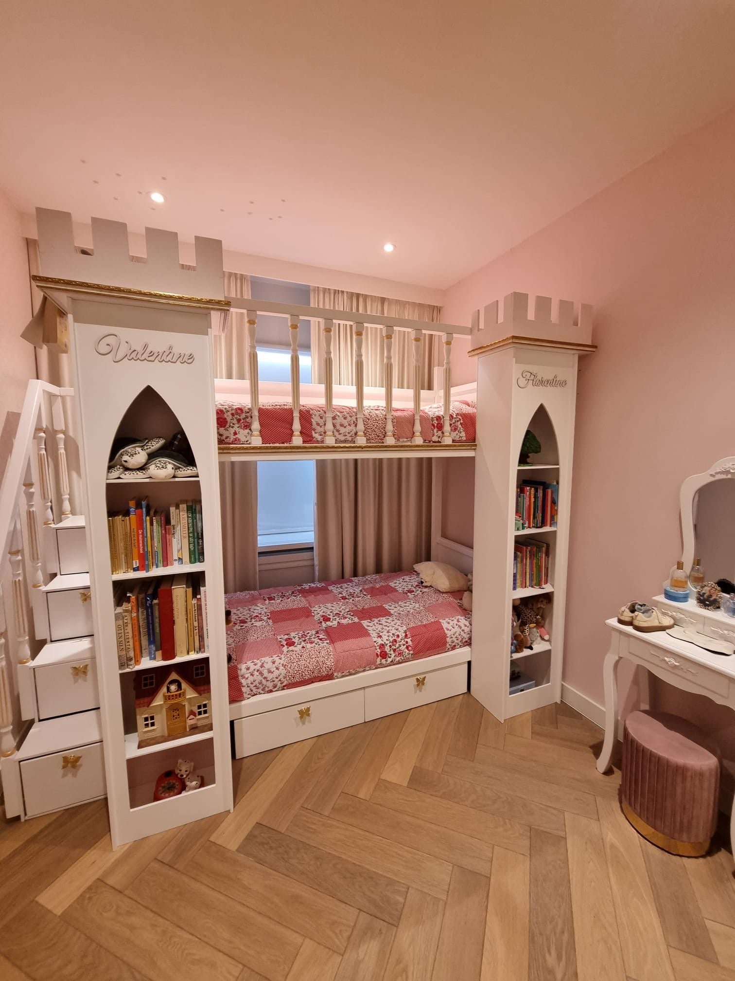 Princess castle bunk bed - Stepini Home
