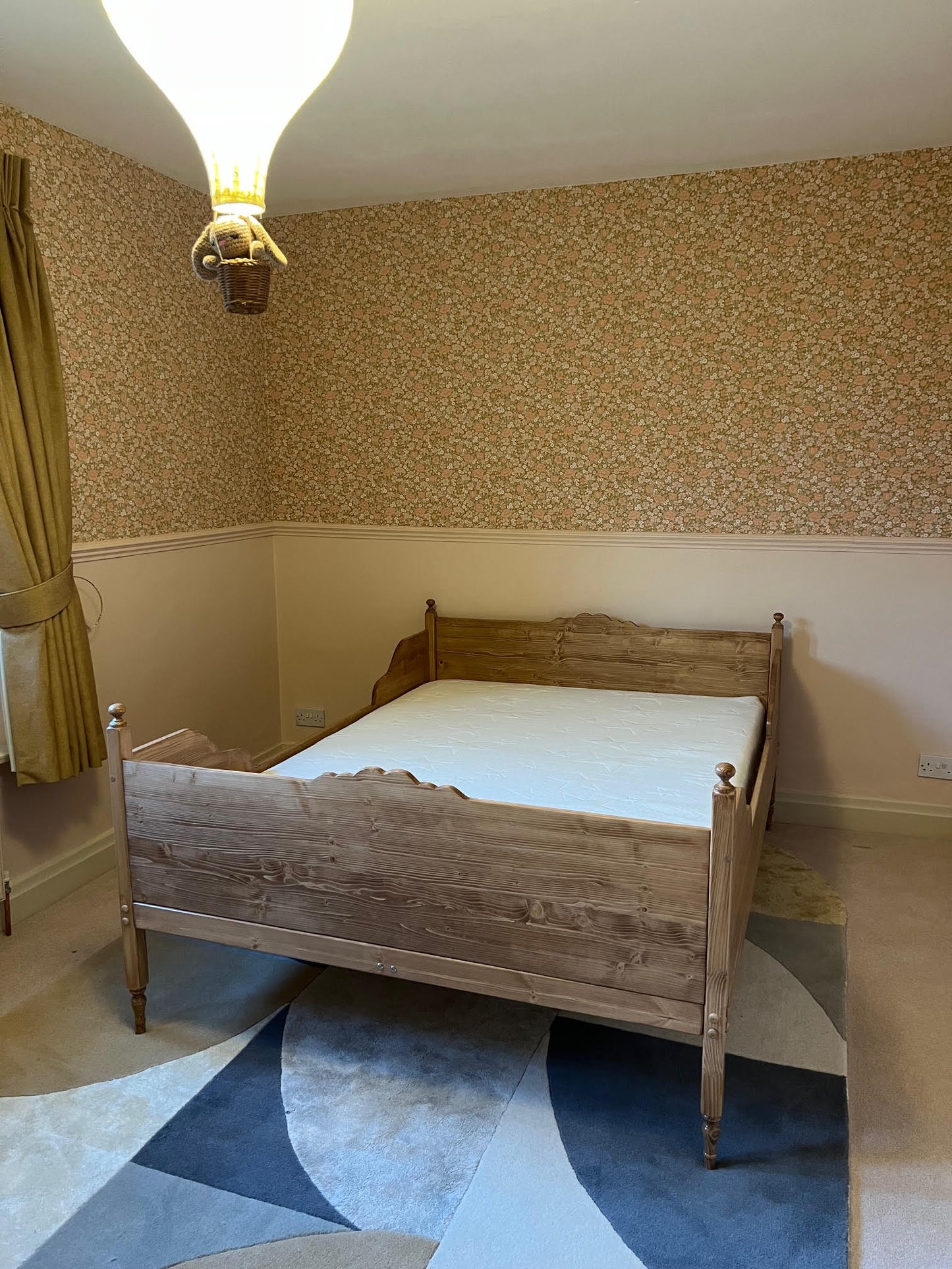 Toddler Vintage design Sleigh Bed, US Full