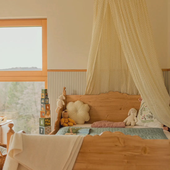 Toddler Vintage design Sleigh Bed, antique pine