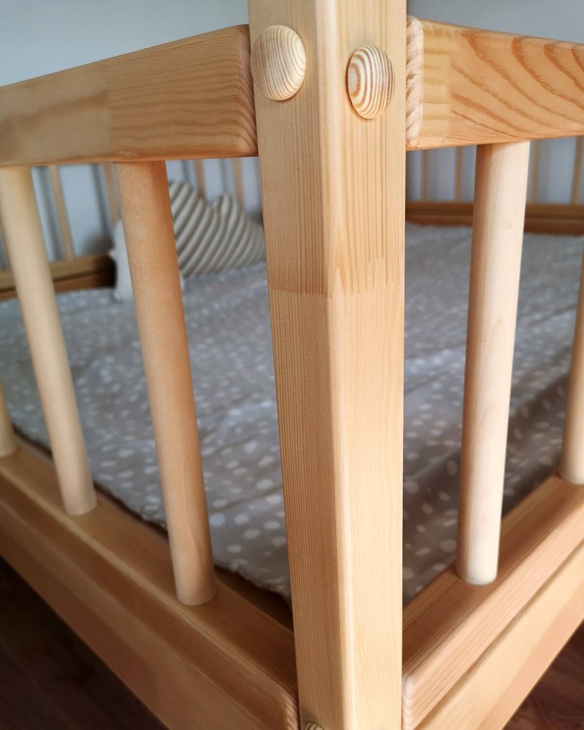 Montessori house bed with decorative roof, natural wood toddler bed, bed with roof, removable railings